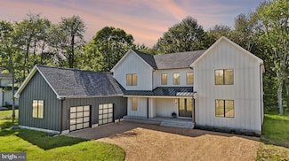 208 Tower Dr, Stevensville, MD 21666