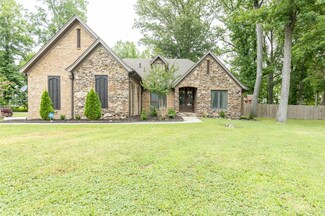 756 Pleasant Woods Dr, Marion, AR 72364