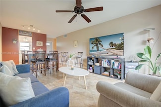 1400 Tallwood Ave Unit 303, Hollywood, FL 33021
