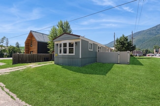 102 1st Ave NE, Hungry Horse, MT 59919
