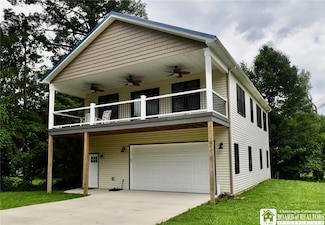 15 E Summit St, Lakewood, NY 14750