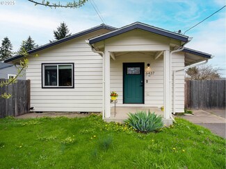 6437 SE Clatsop St, Portland, OR 97206