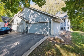 2730 River Woods Ln, Burnsville, MN 55337