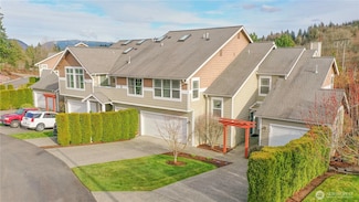 910 Medical Center Dr Unit B-203, Arlington, WA 98223