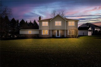 3 Cameron Ct, Fairport, NY 14450