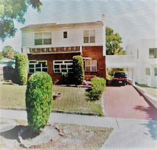 820 L A Kirksey St, West Palm Beach, FL 33401