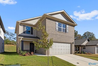 27994 Chalmers Cir, Harvest, AL 35749
