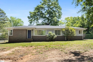 300 Woodvale Ave, Fountain Inn, SC 29644