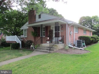 2 Springhouse Rd, Lancaster, PA 17603