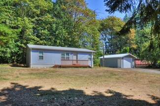 18950 Division Ave NE, Suquamish, WA 98392