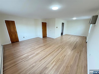 217 8th St, Fairview, NJ 07022