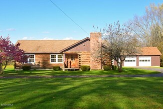 284 W Stahl Rd, Sheffield, MA 01257