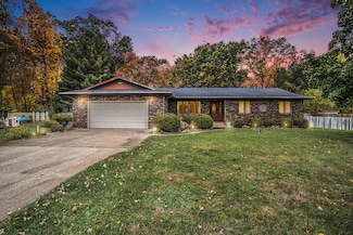 118 Moonwood Trail, Battle Creek, MI 49014