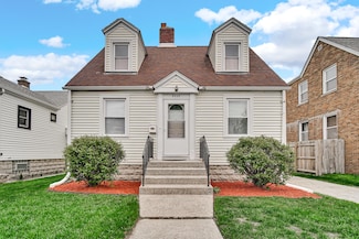 2035 Davis Ave, Whiting, IN 46394