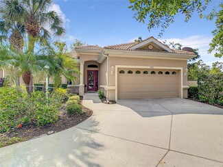 105 Wayforest Dr, Venice, FL 34292