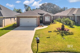 123 Lagoon Dr, Gulf Shores, AL 36542