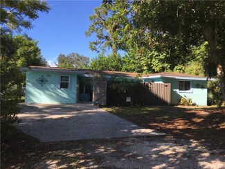 3025 Wilkinson Rd, Sarasota, FL 34231