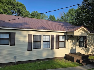 306 S 14th Ave, Paragould, AR 72450