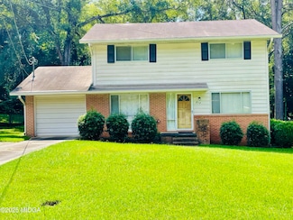 859 Forest Lake Dr S, Macon, GA 31210