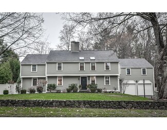79 Standish Rd, Wellesley Hills, MA 02481