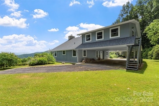 891 Moonshine Mountain Rd, Burnsville, NC 28714