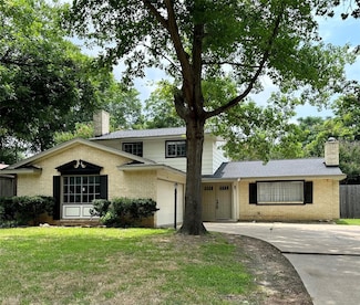 2804 Hollywood Dr, Arlington, TX 76013