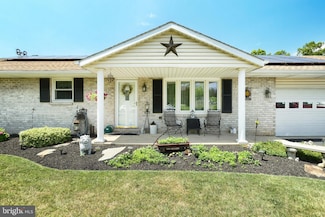 3417 Heather Dr, York, PA 17408