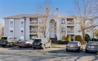 322 Quietwood Dr Unit 322, Winston Salem, NC 27103