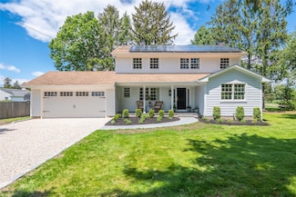 155 Manor Place, East Marion, NY 11939