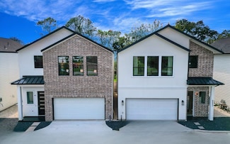 5823 Outer Banks St, Houston, TX 77091