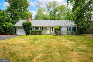 3 Manor Ave, Princeton, NJ 08540