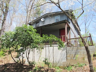 236 Moody Ridge Rd, Clyde, NC 28721