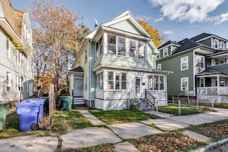 127-129 Ranney St, Springfield, MA 01108