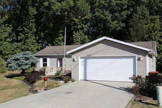 27 Lynnwood Dr, Hebron, OH 43025