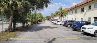 4800 NW 24th Ct Unit D102, Lauderdale Lakes, FL 33313