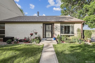 4231 W Ponds Cir, Littleton, CO 80123