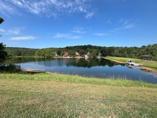 28 Kiwanie Dr, Hardy, AR 72542