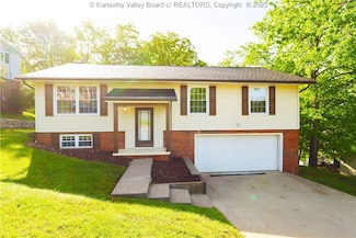 108 Norwood Rd, Nitro, WV 25143