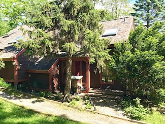 27 Mountainside Ln Unit 5, Francestown, NH 03043