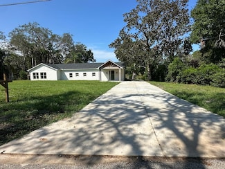 16122 E Lake Burrell Dr, Lutz, FL 33549