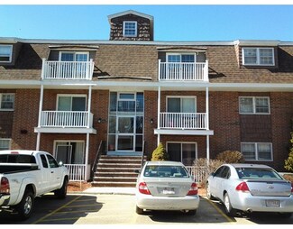92 Beacon St Unit 12, Lawrence, MA 01843