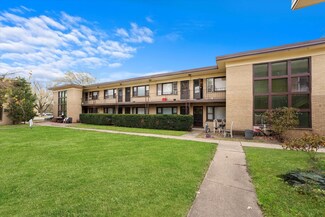 19 King Arthur Ct Unit 195, Northlake, IL 60164