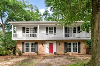 745 Westmoreland Dr E, Mobile, AL 36609