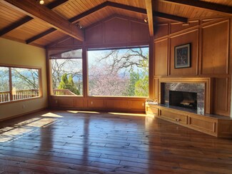 330 Harvard Place, Medford, OR 97504