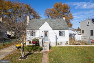 703 W Lincoln Ave, Magnolia, NJ 08049