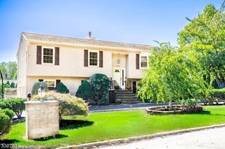 159 Ball Ave, Parsippany, NJ 07054