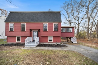 17 Blackstone Rd, North Billerica, MA 01862