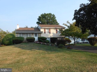 119 Hilltop Dr, Churchville, PA 18966