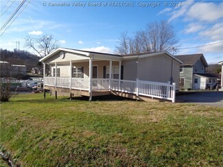 523 Cardinal Dr, Elkview, WV 25071