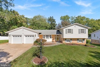 9912 Vale Rd, Vienna, VA 22181